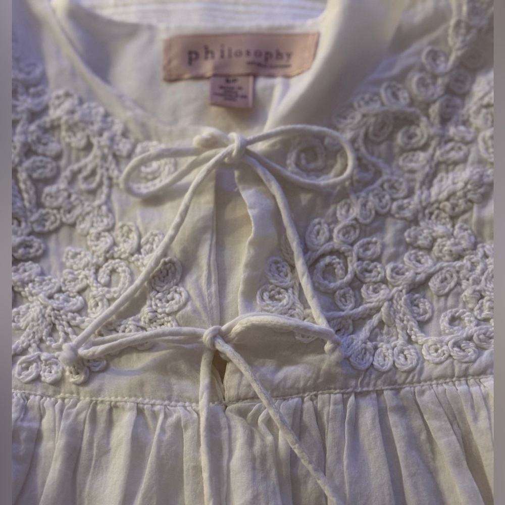 Philosophy Peasant Top Cream White Split Drawstring V Neck Size SP Embroidered - Picture 11 of 11